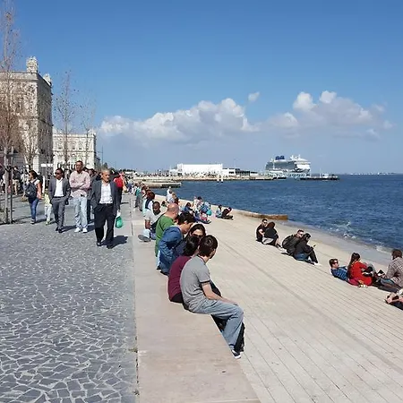 Διαμέρισμα Bairro Alto 1 *