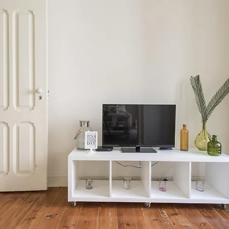 Bairro Alto 1 דירה *